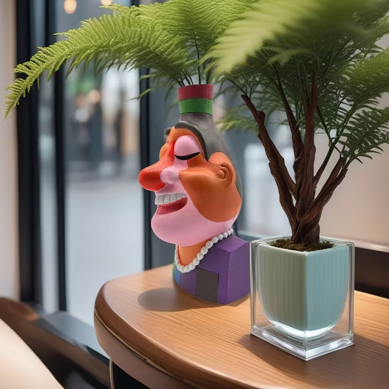 Creative clown vase